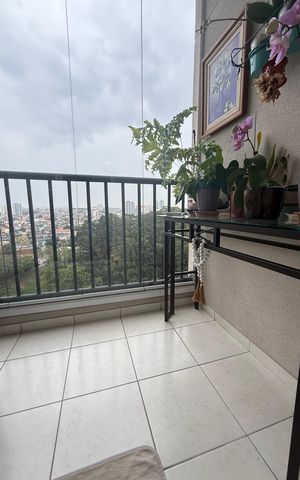 Apartamento à venda com 57m², 2 quartos e 1 vagaVaranda