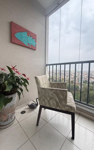 Apartamento à venda com 57m², 2 quartos e 1 vagaVaranda