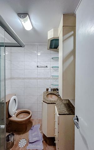 Apartamento para alugar com 66m², 2 quartos e sem vagaBanheiro