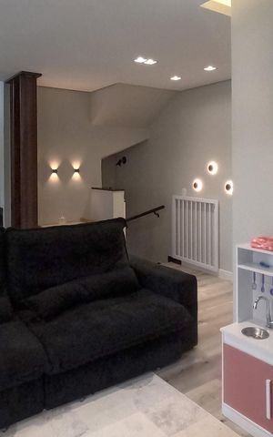 Casa para alugar com 174m², 3 quartos e 2 vagasSala - 1º Piso