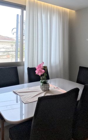 Casa para alugar com 174m², 3 quartos e 2 vagasSala - 1º Piso