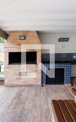 Apartamento para alugar com 72m², 2 quartos e 1 vaga Apartamento para alugar com 72m², 2 quartos e 1 vagaÁrea comum - Churrasqueira