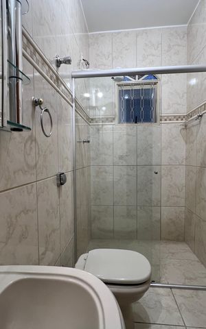 Casa à venda com 186m², 2 quartos e 2 vagas Casa à venda com 186m², 2 quartos e 2 vagasBanheiro Social
