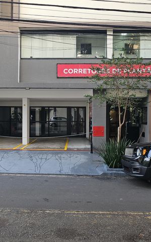 Studio para alugar com 25m², 1 quarto e sem vaga Studio para alugar com 25m², 1 quarto e sem vagaFachada