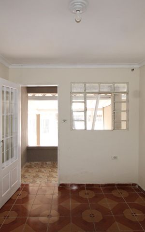 Casa para alugar com 80m², 2 quartos e 1 vagaSala
