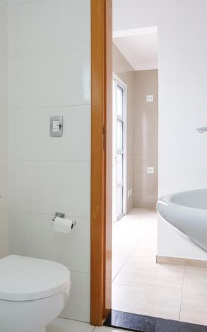Casa à venda com 127m², 3 quartos e 2 vagasBanheiro social