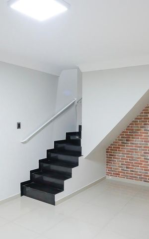 Casa à venda com 127m², 3 quartos e 2 vagasSala