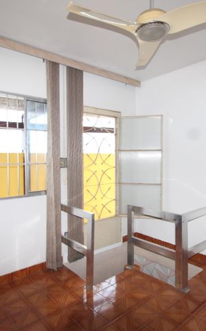 Casa à venda com 50m², 3 quartos e 2 vagasSala 2