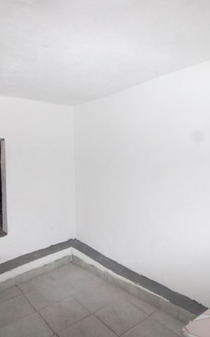 Casa à venda com 50m², 3 quartos e 2 vagasPorão