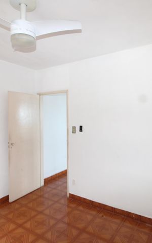Casa à venda com 50m², 3 quartos e 2 vagasQuarto 1