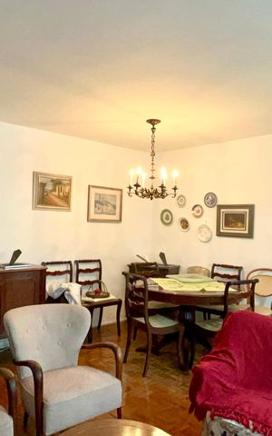 Apartamento à venda com 117m², 3 quartos e 1 vaga Apartamento à venda com 117m², 3 quartos e 1 vagaSala