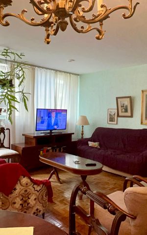 Apartamento à venda com 117m², 3 quartos e 1 vaga Apartamento à venda com 117m², 3 quartos e 1 vagaSala