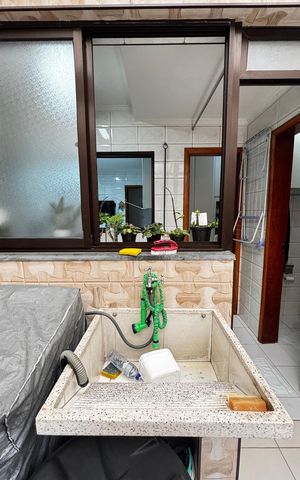 Apartamento à venda com 115m², 3 quartos e 2 vagas Apartamento à venda com 115m², 3 quartos e 2 vagasÁrea de Serviço