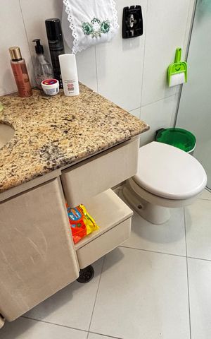 Apartamento à venda com 115m², 3 quartos e 2 vagas Apartamento à venda com 115m², 3 quartos e 2 vagasBanheiro da Suíte