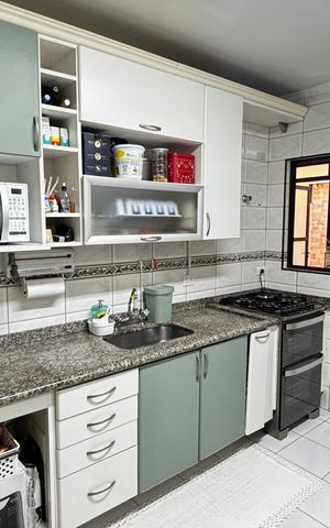 Apartamento à venda com 115m², 3 quartos e 2 vagas Apartamento à venda com 115m², 3 quartos e 2 vagasCozinha