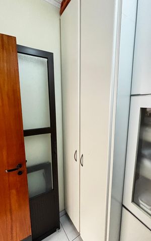 Apartamento à venda com 115m², 3 quartos e 2 vagas Apartamento à venda com 115m², 3 quartos e 2 vagasÁrea de Serviço - Despensa