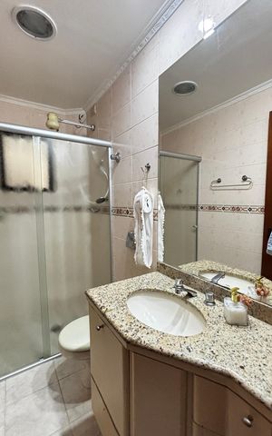 Apartamento à venda com 115m², 3 quartos e 2 vagas Apartamento à venda com 115m², 3 quartos e 2 vagasBanheiro