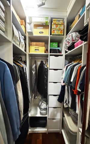 Apartamento à venda com 115m², 3 quartos e 2 vagas Apartamento à venda com 115m², 3 quartos e 2 vagasSuite Closet