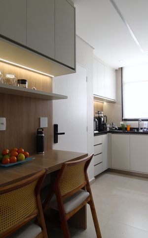 Apartamento à venda com 115m², 2 quartos e 2 vagasCozinha