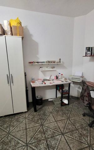 Casa para alugar com 100m², 2 quartos e 1 vaga Casa para alugar com 100m², 2 quartos e 1 vagaEscritório