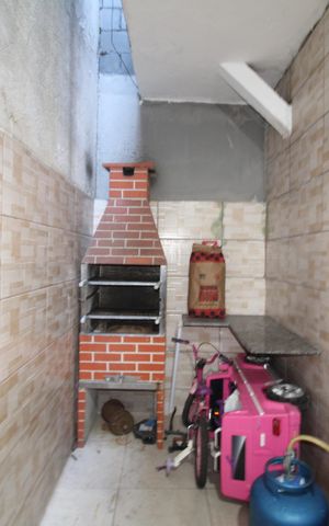 Casa para alugar com 63m², 2 quartos e 1 vagaÁrea de Serviço
