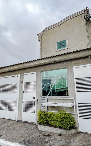 Casa de condomínio para alugar com 65m², 2 quartos e 2 vagasFachada com Plaquinha