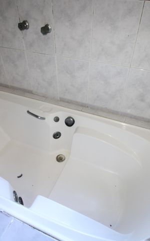 Casa à venda com 150m², 4 quartos e 3 vagasBanheiro da Suíte