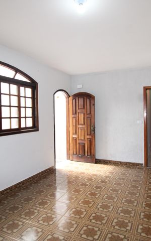 Casa à venda com 150m², 4 quartos e 3 vagasSala