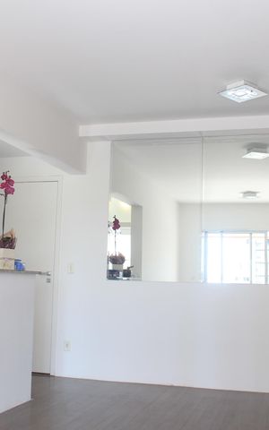 Apartamento à venda com 83m², 3 quartos e 2 vagasSala