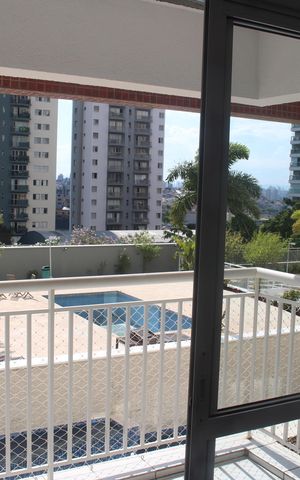 Apartamento à venda com 83m², 3 quartos e 2 vagasVaranda