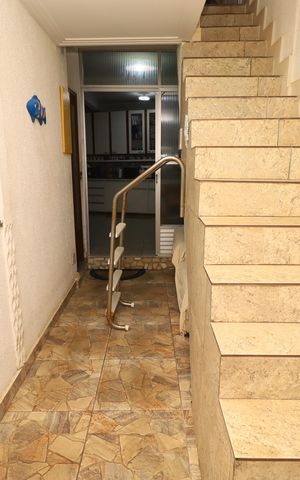 Casa para alugar com 100m², 3 quartos e 1 vagaVaranda