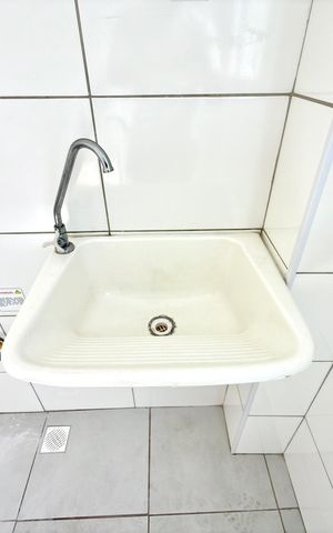 Apartamento à venda com 42m², 2 quartos e 1 vaga Apartamento à venda com 42m², 2 quartos e 1 vagaCozinha e Área de Serviço