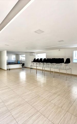 Apartamento à venda com 42m², 2 quartos e 1 vaga Apartamento à venda com 42m², 2 quartos e 1 vagaÁrea comum - Salão de festas