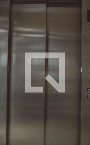 Apartamento à venda com 79m², 2 quartos e 2 vagasElevador Hall de Entrada