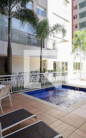 Apartamento à venda com 79m², 2 quartos e 2 vagasÁrea comum - Piscina