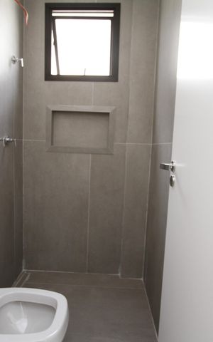 Apartamento à venda com 78m², 3 quartos e 2 vagasBanheiro da Semi Suíte 1 e 2