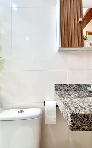 Casa à venda com 80m², 2 quartos e 1 vaga Casa à venda com 80m², 2 quartos e 1 vagaBanheiro Social