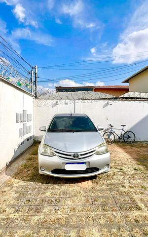 Casa à venda com 80m², 2 quartos e 1 vaga Casa à venda com 80m², 2 quartos e 1 vagaGaragem