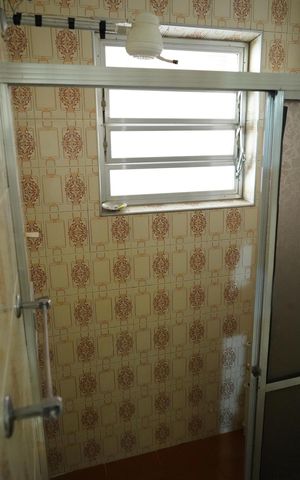 Casa à venda com 250m², 3 quartos e 2 vagasBanheiro da Suíte 1