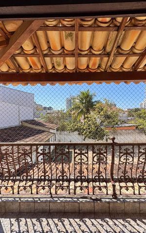Casa para alugar com 358m², 4 quartos e 3 vagasQuarto 1 - Varanda