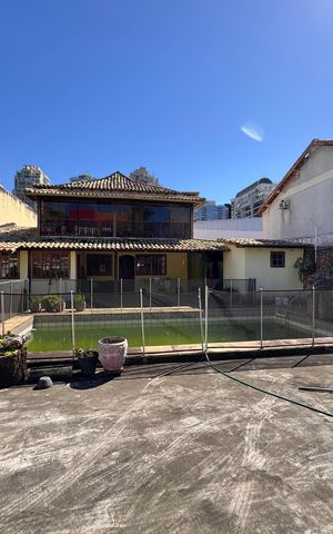 Casa para alugar com 358m², 4 quartos e 3 vagasÁrea externa