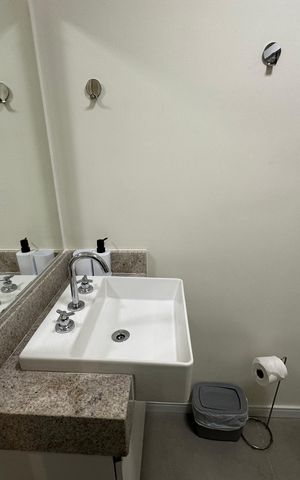 Apartamento para alugar com 46m², 2 quartos e 1 vaga Apartamento para alugar com 46m², 2 quartos e 1 vagaBanheiro