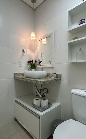 Apartamento para alugar com 84m², 2 quartos e 1 vaga Apartamento para alugar com 84m², 2 quartos e 1 vagaBanheiro
