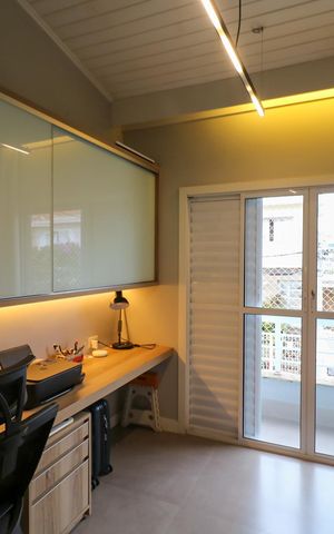 Casa à venda com 206m², 4 quartos e 2 vagas Casa à venda com 206m², 4 quartos e 2 vagasSuíte 3
