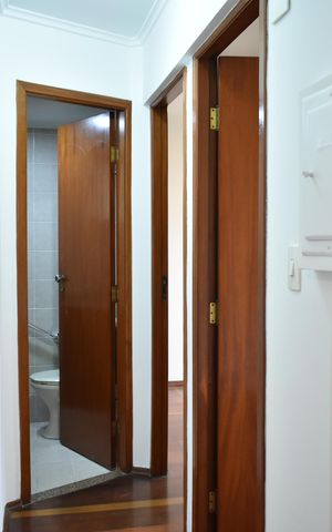 Apartamento à venda com 54m², 2 quartos e 1 vagacorredor