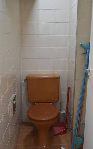 Apartamento à venda com 54m², 2 quartos e 1 vagaBanheiro de serviço