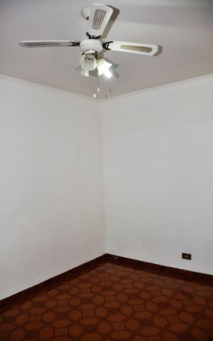 Casa à venda com 211m², 3 quartos e 2 vagas Casa à venda com 211m², 3 quartos e 2 vagasDetalhe - Quarto 01 com Suíte