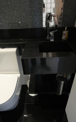 Apartamento à venda com 50m², 2 quartos e 1 vagaBanheiro Social