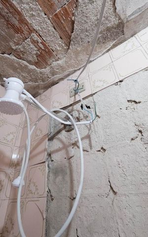 Casa à venda com 150m², 2 quartos e 1 vagaBanheiro de serviço