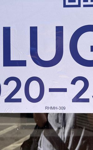 Studio para alugar com 29m², 1 quarto e sem vaga Studio para alugar com 29m², 1 quarto e sem vagaPlaca